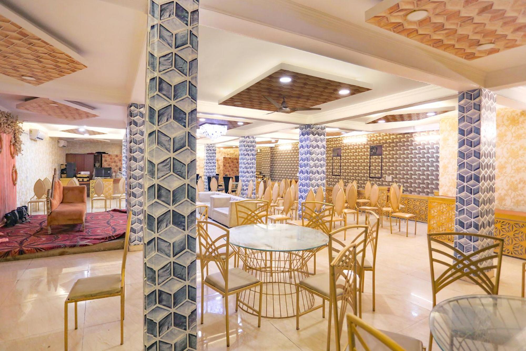 Fabhotel Under Bridge New Delhi Exterior photo